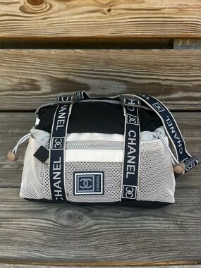 🌟Chanel Fanny Pack 🎒Bumbag Cross Body❌Vacation Nylon Bag Straps Zippers